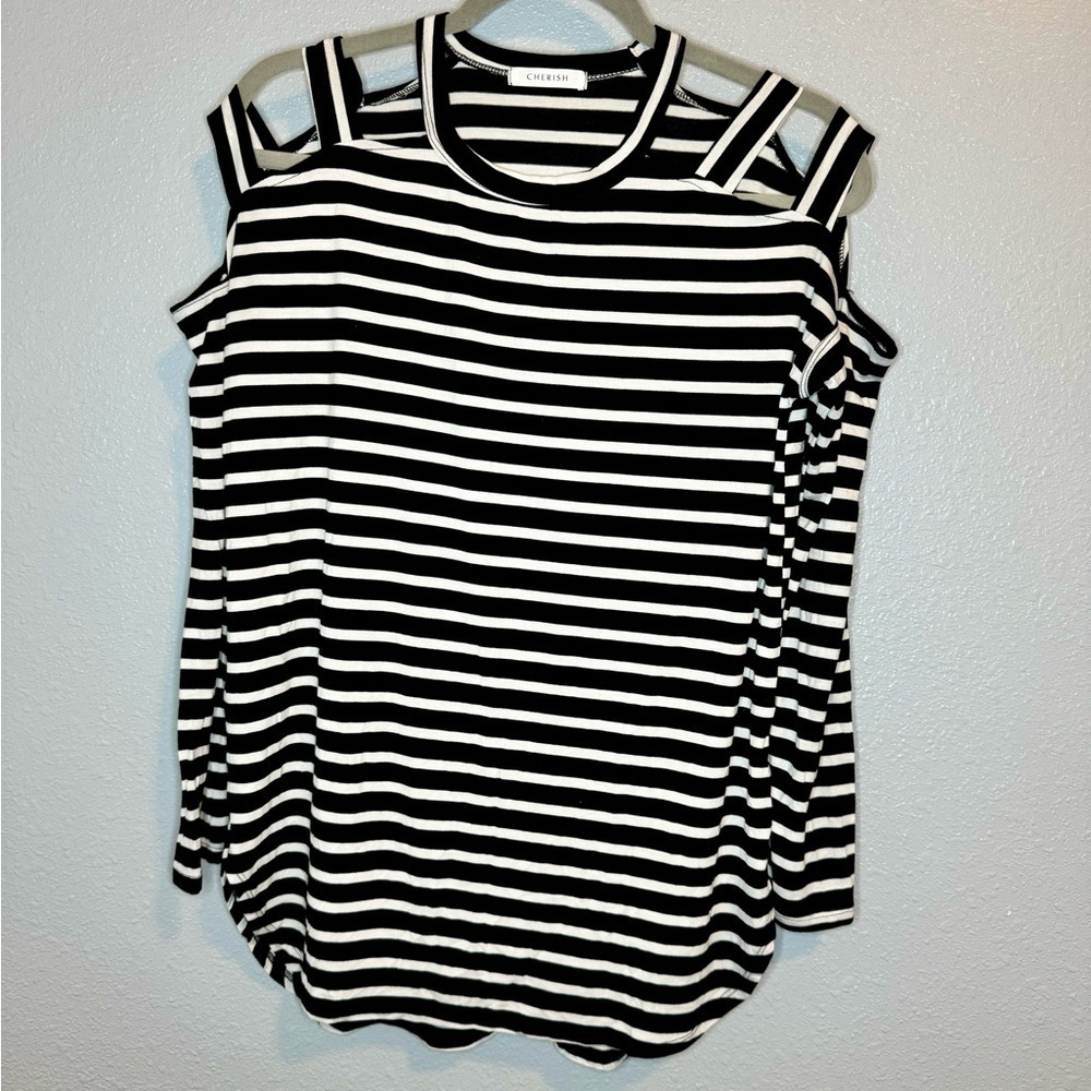 Cherish Women’s Long Sleeve Cold Shoulder Top Sz S NWOT - Picture 4 of 9